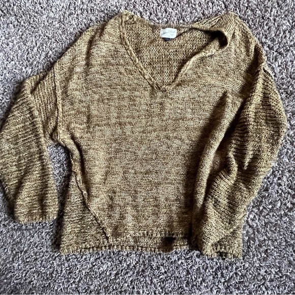Universal Thread Knit Sweater - Picture 3 of 4